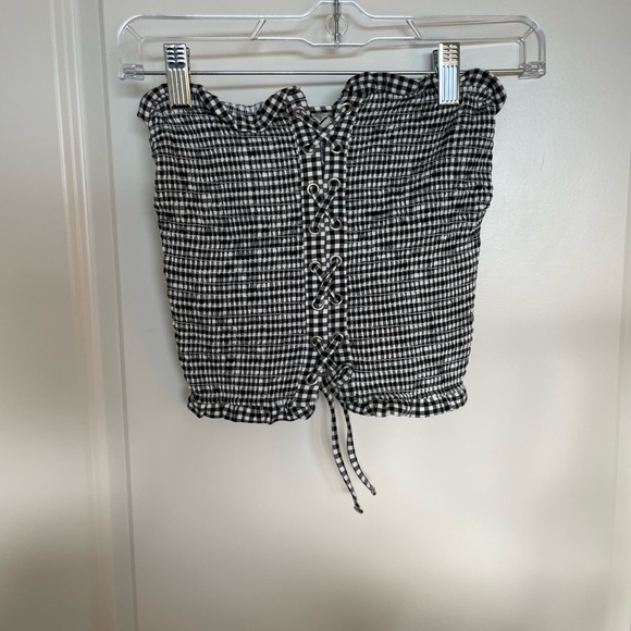 Express Black and White Strapless Top - Picture 2 of 7